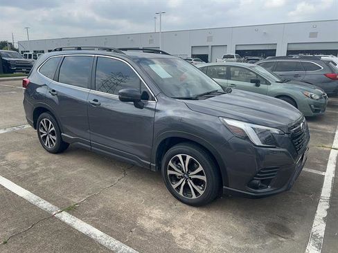 Used 2024 Subaru Forester Limited AWD/4WD image 1