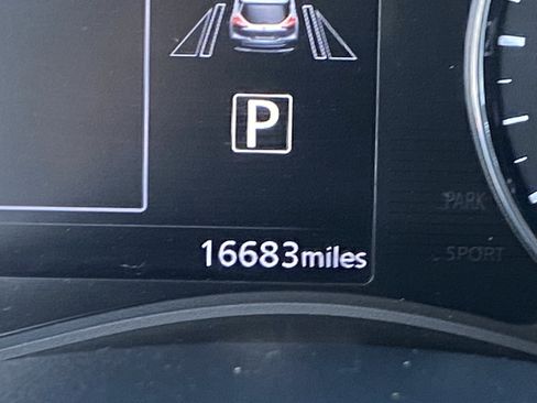 Certified 2024 Nissan Kicks SV image 30