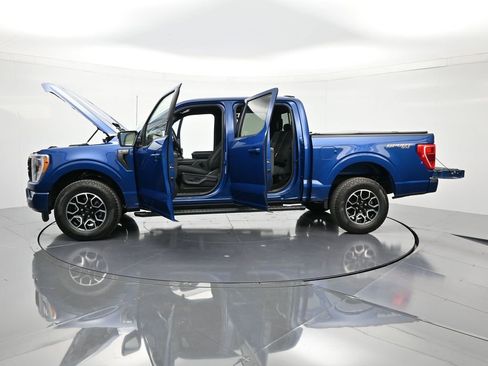 Certified 2022 Ford F150 XLT w/ Equipment Group 302A High image 52