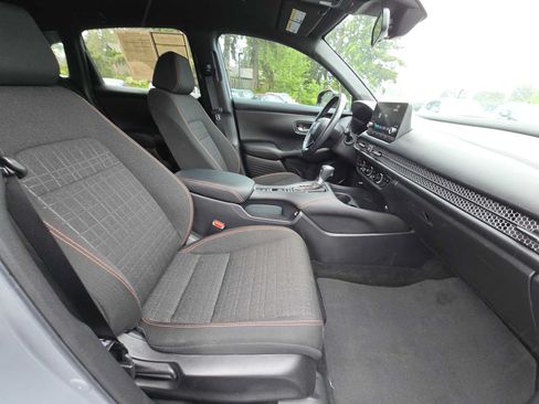 Used 2023 Porsche Macan S AWD/4WD image 41