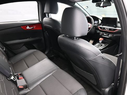 Used 2024 Kia Forte GT-Line FWD image 41