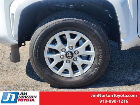 Used 2026 Toyota Tacoma SR5 image 13