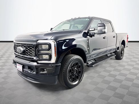 Used 2025 Ford F250 Lariat w/ Lariat Ultimate Package AWD/4WD image 3