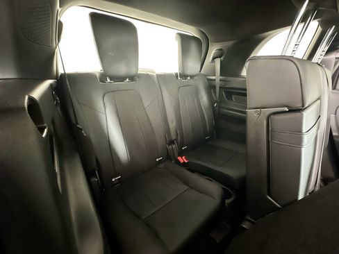 Certified 2023 Mercedes-Benz GLB 250 image 32