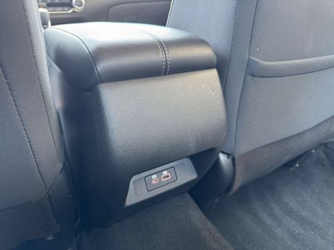 Used 2025 Nissan Altima 2.5 SV FWD image 23