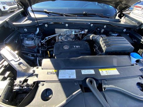 Used 2023 Volkswagen Atlas Cross Sport SE image 10