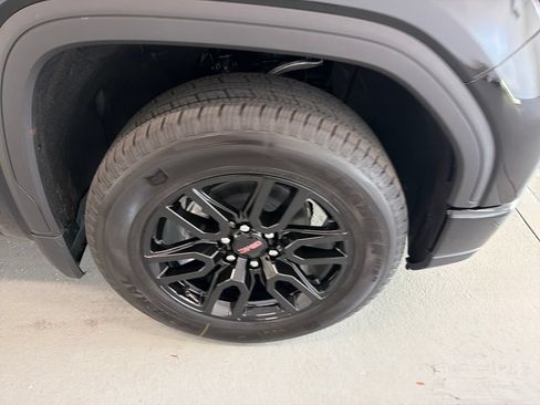 New 2026 GMC Sierra 1500 Pro w/ Graphite Edition AWD/4WD image 4
