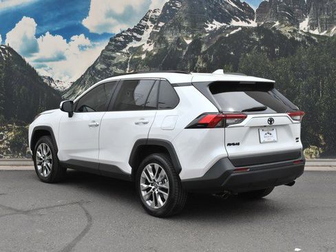 Used 2023 Toyota RAV4 XLE Premium AWD/4WD image 9