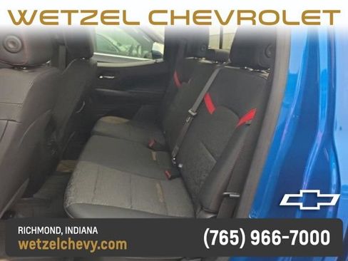 Used 2023 Chevrolet Colorado Z71 w/ Z71 Convenience Package 2 AWD/4WD image 4