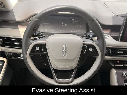 Used 2024 Lincoln Aviator Reserve w/ Equipment Group 201A AWD/4WD image 15