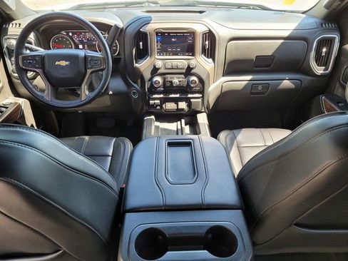 Used 2022 Chevrolet Silverado 1500 High Country w/ Safety Package II AWD/4WD image 15