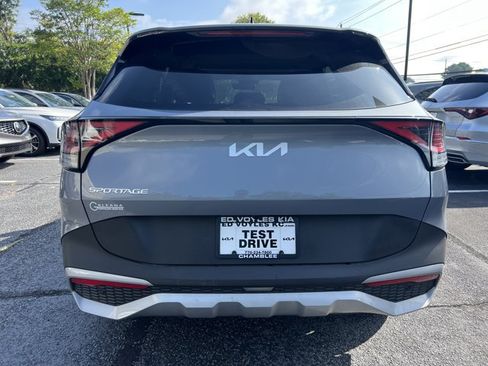 Used 2024 Kia Sportage EX FWD image 6