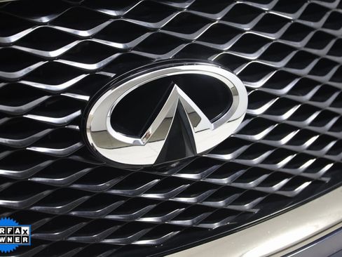 Used 2021 INFINITI QX80 Premium Select w/ All-Season Package image 19