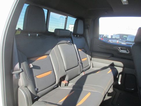 Certified 2024 GMC Sierra 1500 AT4 w/ Technology Package image 25