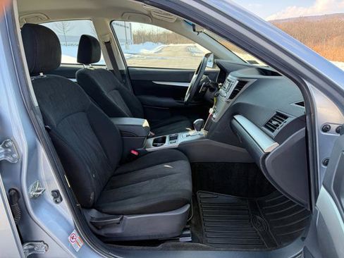 Used 2013 Subaru Legacy 2.5i Premium w/ All-Weather Pkg image 18