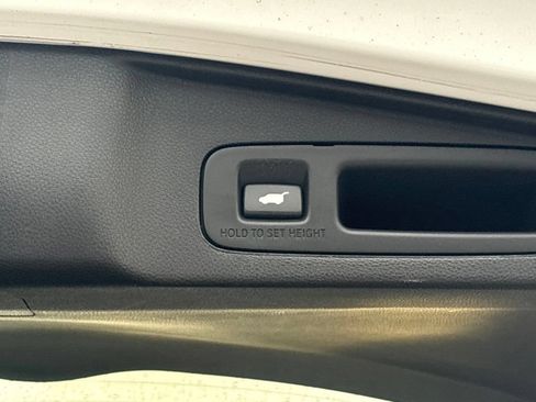 Used 2020 Honda CR-V EX-L image 16