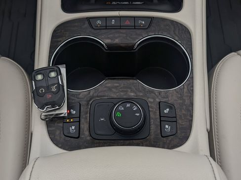 Used 2020 GMC Acadia Denali w/ Denali Ultimate Package image 35