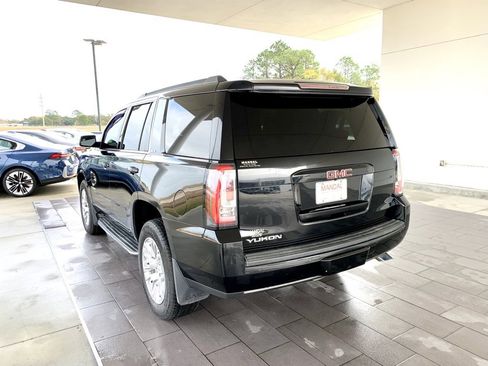 Used 2017 GMC Yukon SLE w/ Convenience Package image 7