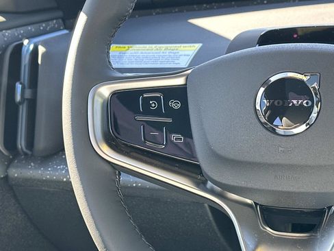 New 2025 Volvo EX30 Ultra w/ Protection Package Premier image 8
