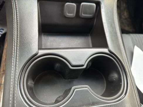 Used 2019 Chevrolet Tahoe LS image 18