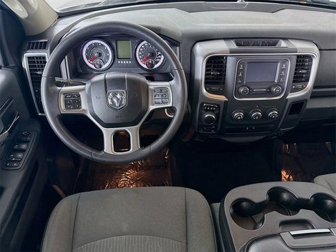 Used 2024 RAM 1500 Classic SLT image 4