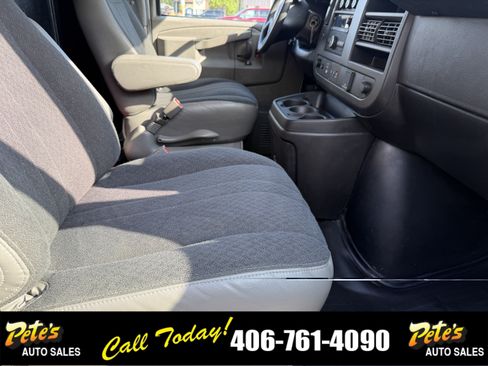 Used 2024 GMC Savana 2500 w/ Driver Convenience Package RWD image 42