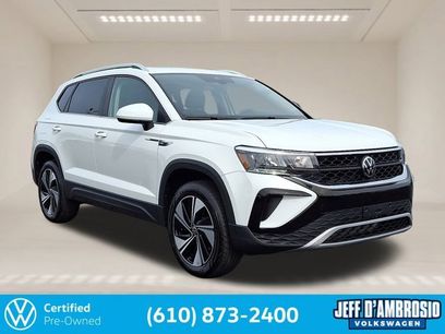 Certified 2024 Volkswagen Taos SE w/ Panoramic Sunroof Package