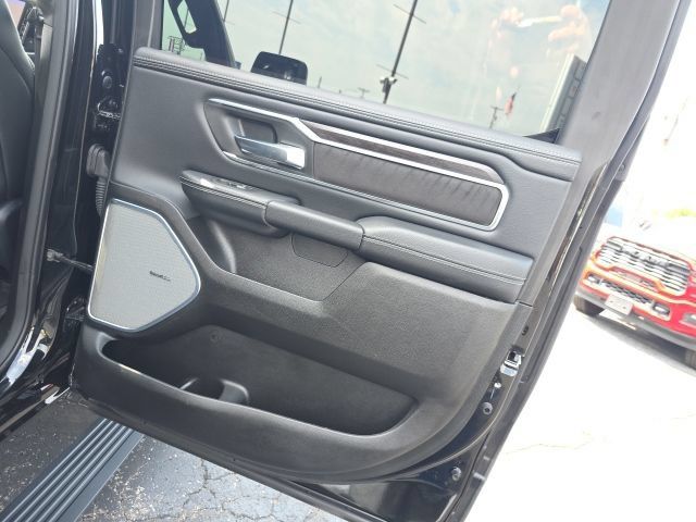 Used 2025 RAM 1500 Laramie w/ Night Edition AWD/4WD image 32