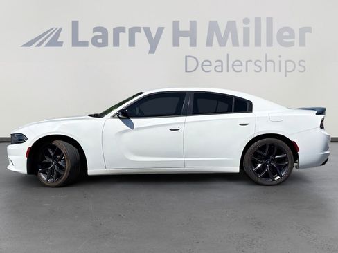 Used 2021 Dodge Charger SXT w/ Blacktop Package RWD image 2