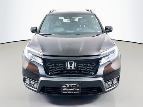 Used 2019 Honda Passport Elite image 2