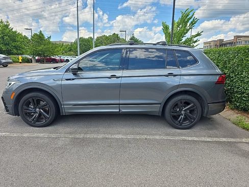 Used 2023 Volkswagen Tiguan SE R-Line FWD image 5