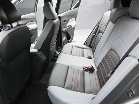 Used 2023 Nissan Kicks SR w/ SR Premium Package image 13