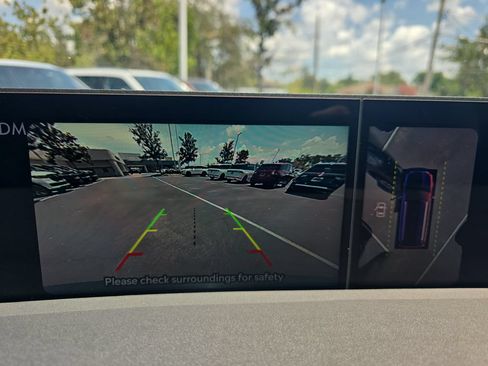 New 2026 Lincoln Navigator Premiere AWD/4WD image 24