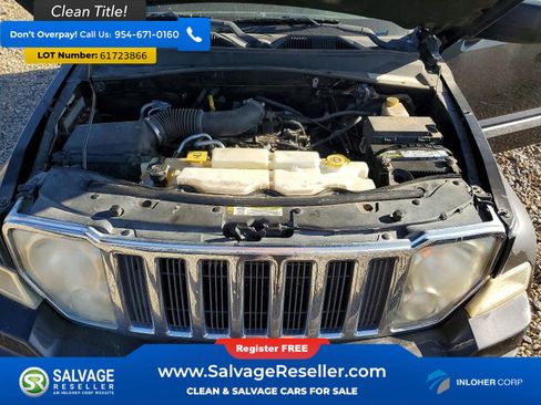 Used 2012 Jeep Liberty Limited AWD/4WD image 16