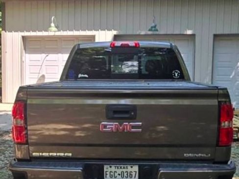 Used 2015 GMC Sierra 1500 Denali AWD/4WD image 4