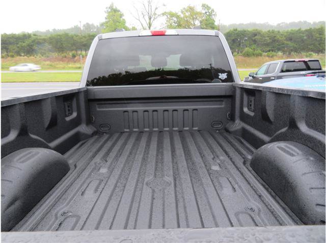 Used 2025 Ford F250 XLT AWD/4WD image 3