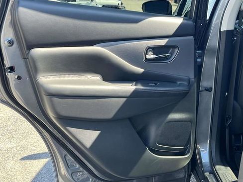 Used 2022 Nissan Murano SL w/ SL Moonroof Package AWD/4WD image 17