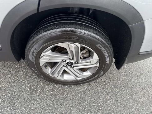 Used 2023 Hyundai Santa Fe SE image 15