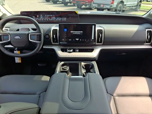 New 2027 Ford Expedition Max Active AWD/4WD image 8