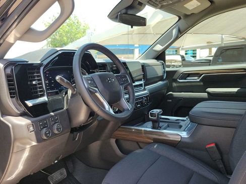 Used 2026 Chevrolet Silverado 1500 LT Trail Boss w/ Safety Package AWD/4WD image 10