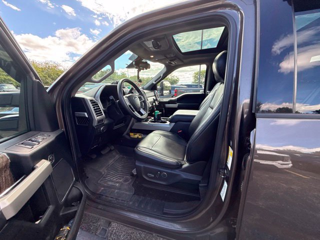 Used 2017 Ford F350 Lariat w/ Lariat Ultimate Package AWD/4WD image 4