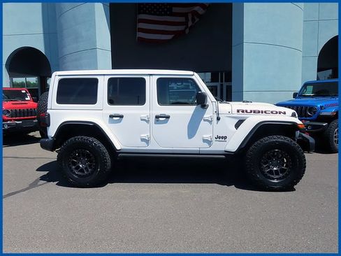 Used 2022 Jeep Wrangler Unlimited Rubicon w/ Xtreme Recon 35" Tire Package AWD/4WD image 2