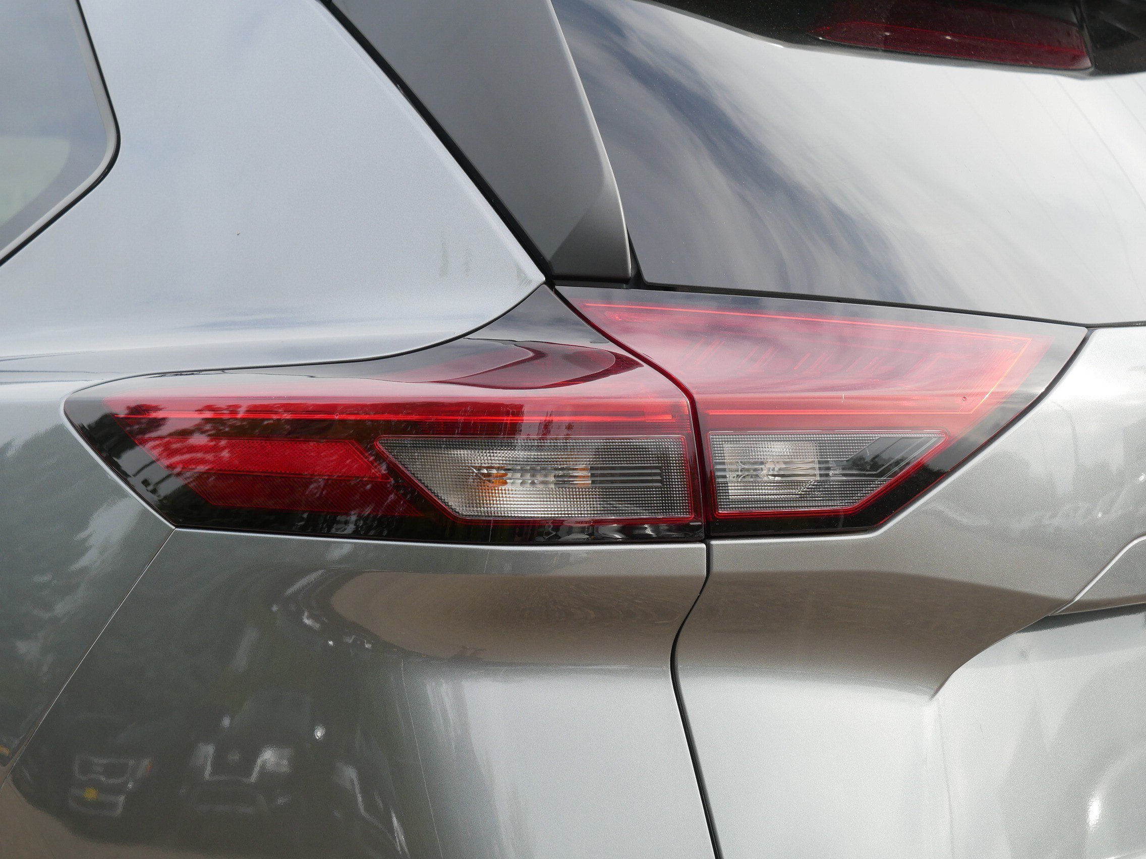 Certified 2023 Nissan Rogue SV AWD/4WD image 17