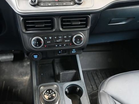 Used 2024 Ford Maverick Lariat w/ Black Appearance Package AWD/4WD image 29