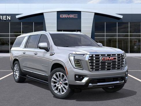 New 2026 GMC Yukon XL Denali image 7