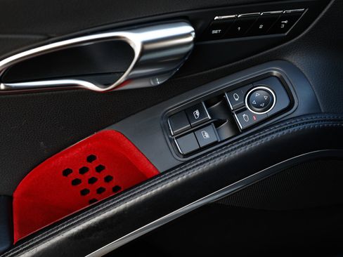 Used 2013 Porsche 911 Carrera 4 image 50