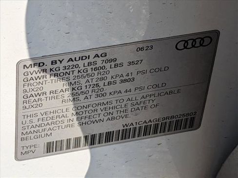 Certified 2024 Audi Q8 e-tron Premium Plus image 16