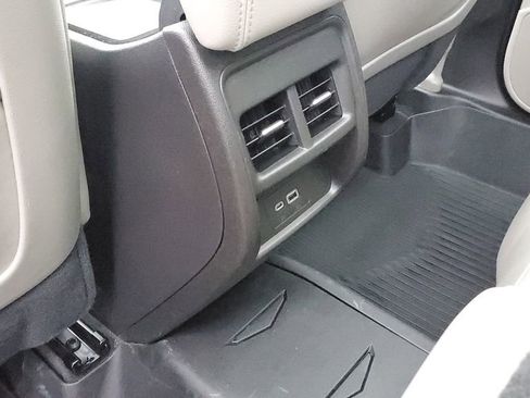 Certified 2023 Cadillac XT4 Luxury image 36