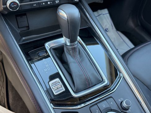 Used 2025 MAZDA CX-5 Carbon Edition image 16