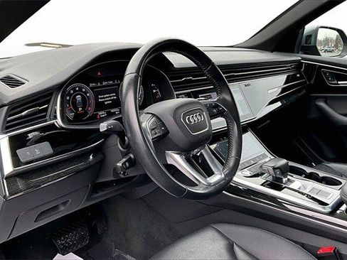 Used 2019 Audi Q8 Premium Plus w/ Premium Plus image 20